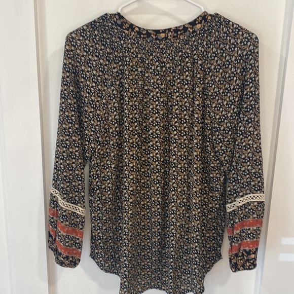 MASON & BELLE Caseey tassel boho blouse - Picture 8 of 10